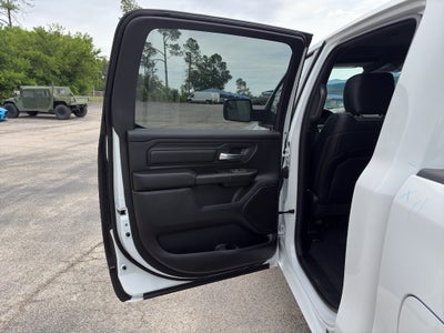2026 RAM Ram 1500 RAM 1500 TRADESMAN CREW CAB 4X4 5'7' BOX
