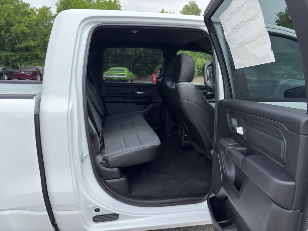 2026 RAM Ram 1500 RAM 1500 TRADESMAN CREW CAB 4X4 5'7' BOX