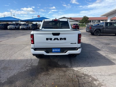 2027 RAM Ram 1500 RAM 1500 EXPRESS CREW CAB 4X4 5'7' BOX