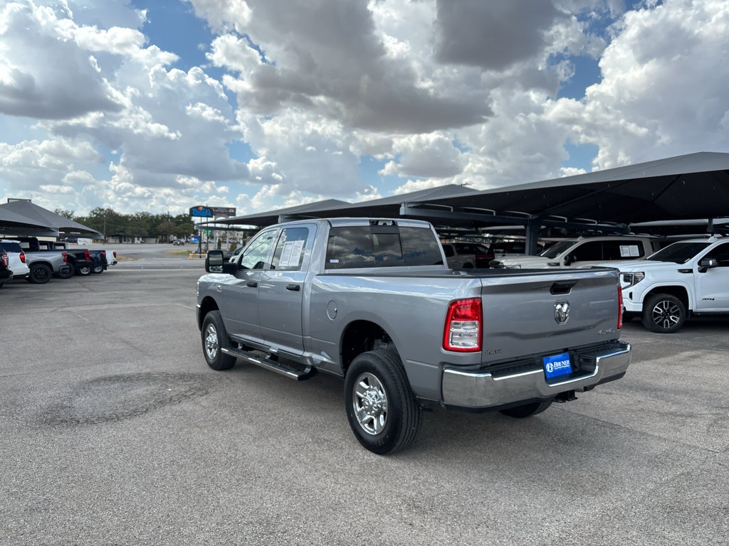 2024 RAM 2500 Tradesman Crew Cab 4x4 6'4' Box