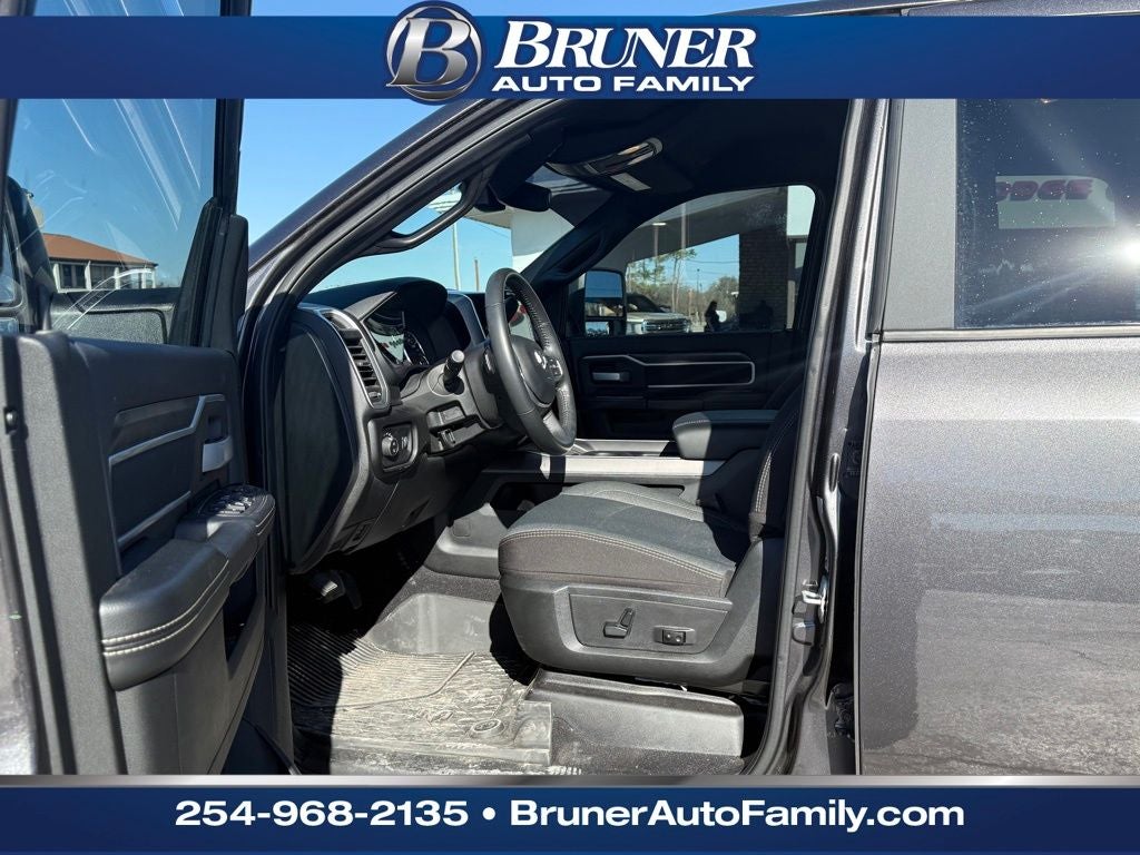 2024 RAM 2500 Big Horn Crew Cab 4x4 6'4' Box