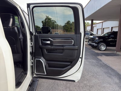 2022 RAM 2500 Laramie Crew Cab 4x4 6'4' Box