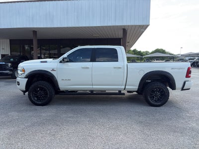 2022 RAM 2500 Laramie Crew Cab 4x4 6'4' Box