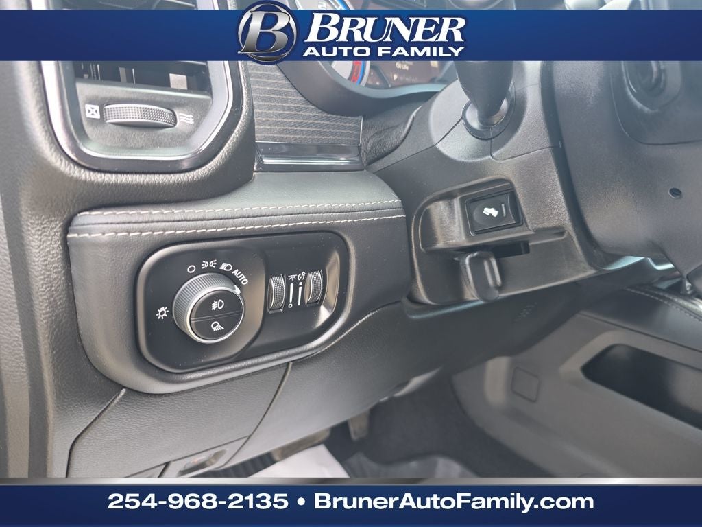 2022 RAM 2500 Limited Mega Cab 4x4 6'4' Box