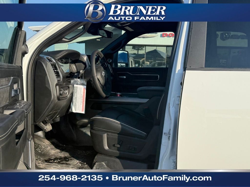 2026 RAM Ram 3500 Chassis Cab RAM 3500 BIG HORN CREW CAB CHASSIS 4X4 60' CA