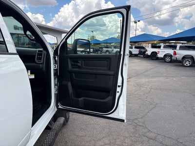 2027 RAM Ram 3500 Chassis Cab RAM 3500 TRADESMAN CREW CAB CHASSIS 4X4 60' CA