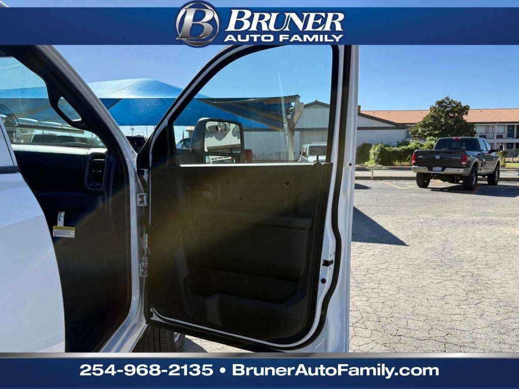 2026 RAM Ram 3500 Chassis Cab RAM 3500 TRADESMAN CREW CAB CHASSIS 4X4 60' CA