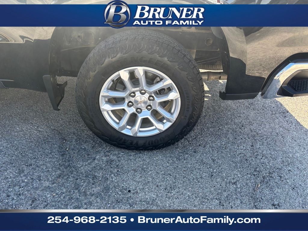 2024 Chevrolet Silverado LT