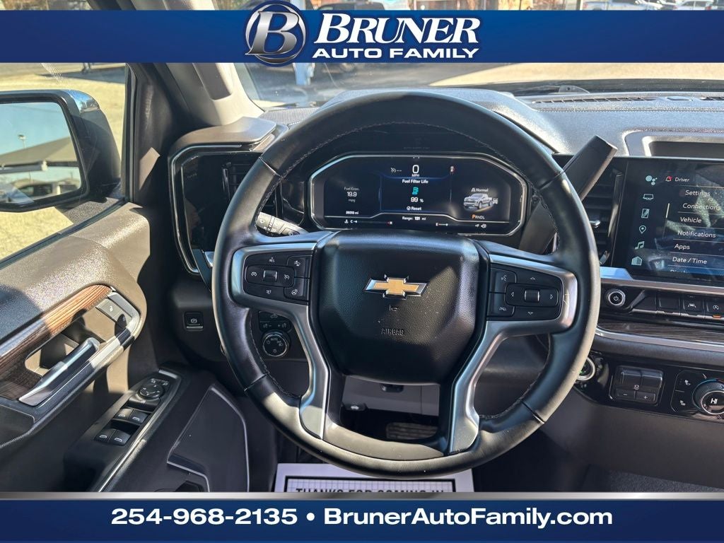 2024 Chevrolet Silverado LT