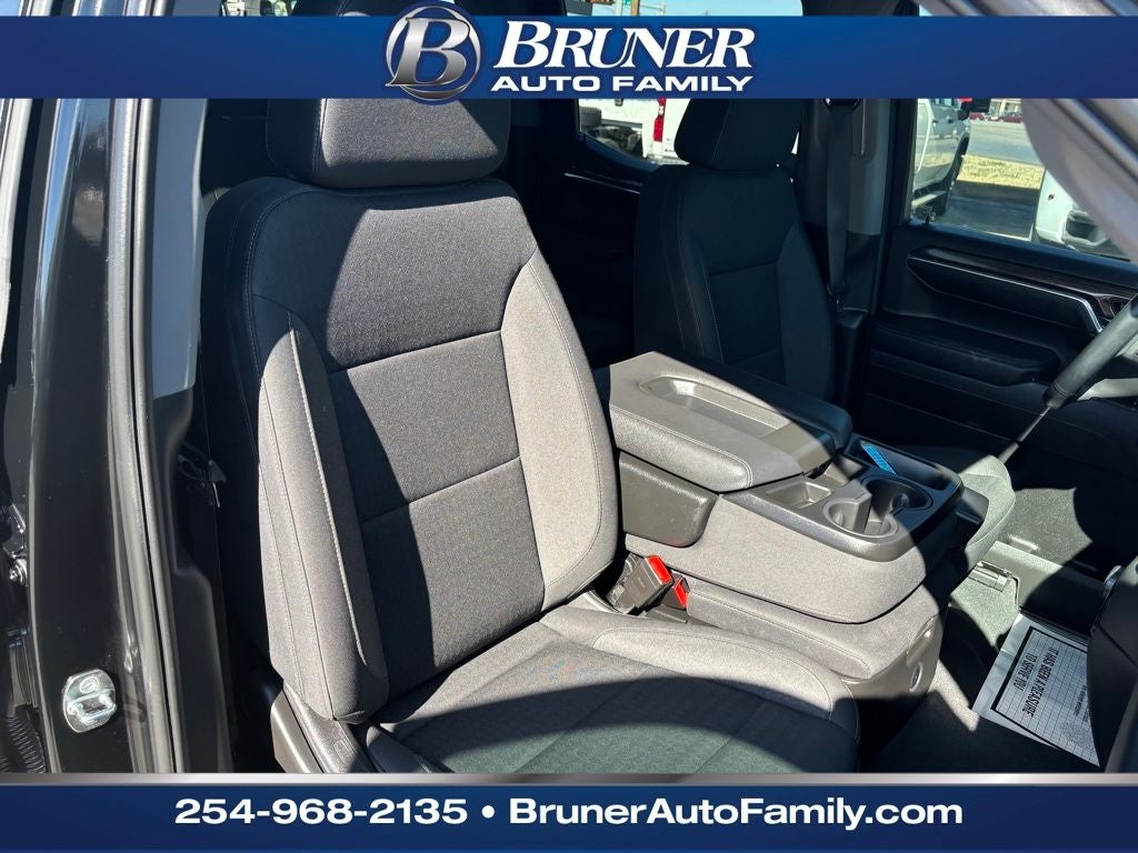 2024 Chevrolet Silverado LT