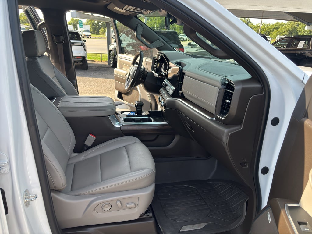 2024 GMC Sierra 1500 4WD Crew Cab Short Box SLT