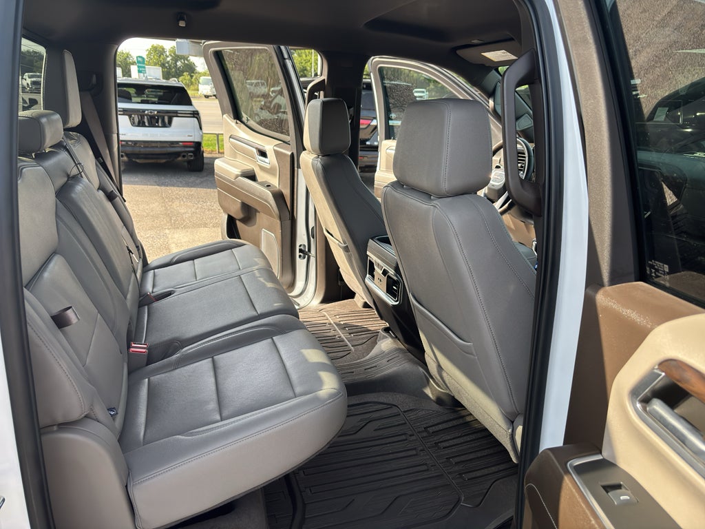2024 GMC Sierra 1500 4WD Crew Cab Short Box SLT
