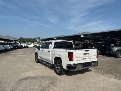 2024 GMC Sierra 1500 4WD Crew Cab Short Box SLT