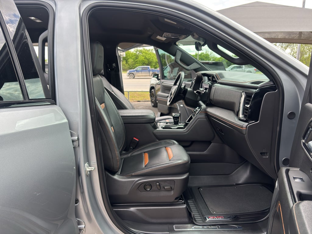 2024 GMC Sierra 1500 4WD Crew Cab Short Box AT4