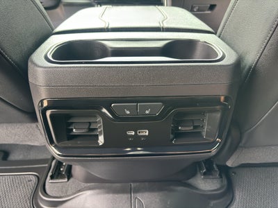 2024 GMC Sierra 1500 4WD Crew Cab Short Box AT4