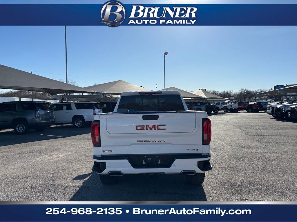 2025 GMC Sierra 1500 4WD Crew Cab Short Box AT4