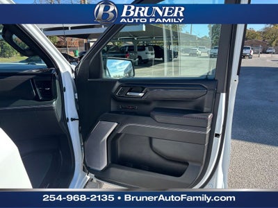 2023 GMC Sierra 1500 4WD Crew Cab Short Box AT4X