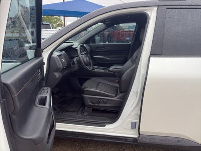 2024 Nissan Pathfinder Rock Creek 4WD