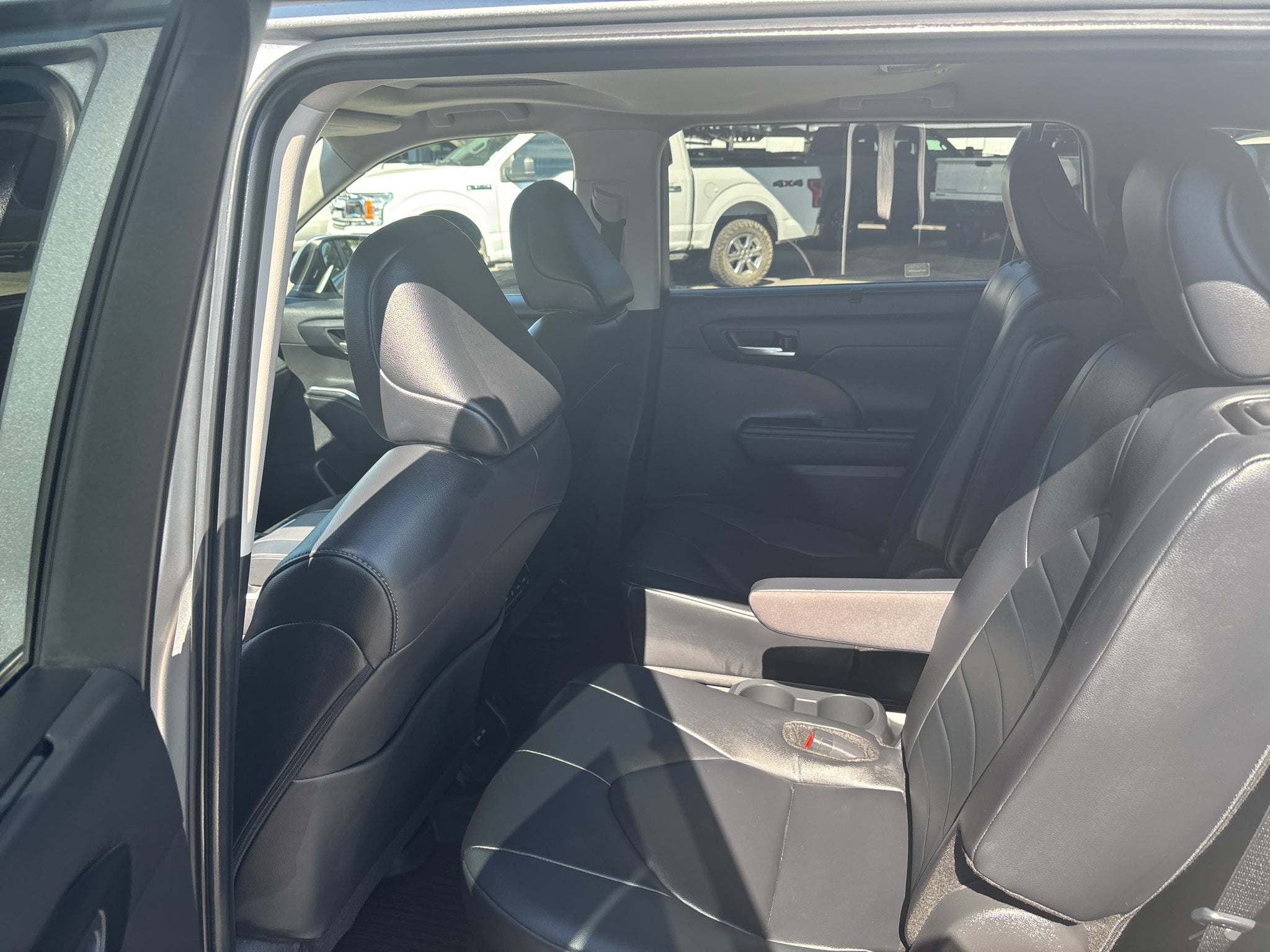 2024 Toyota Highlander Hybrid XLE