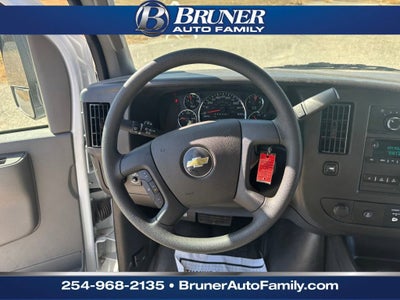 2025 Chevrolet Express Cutaway 3500 1WT
