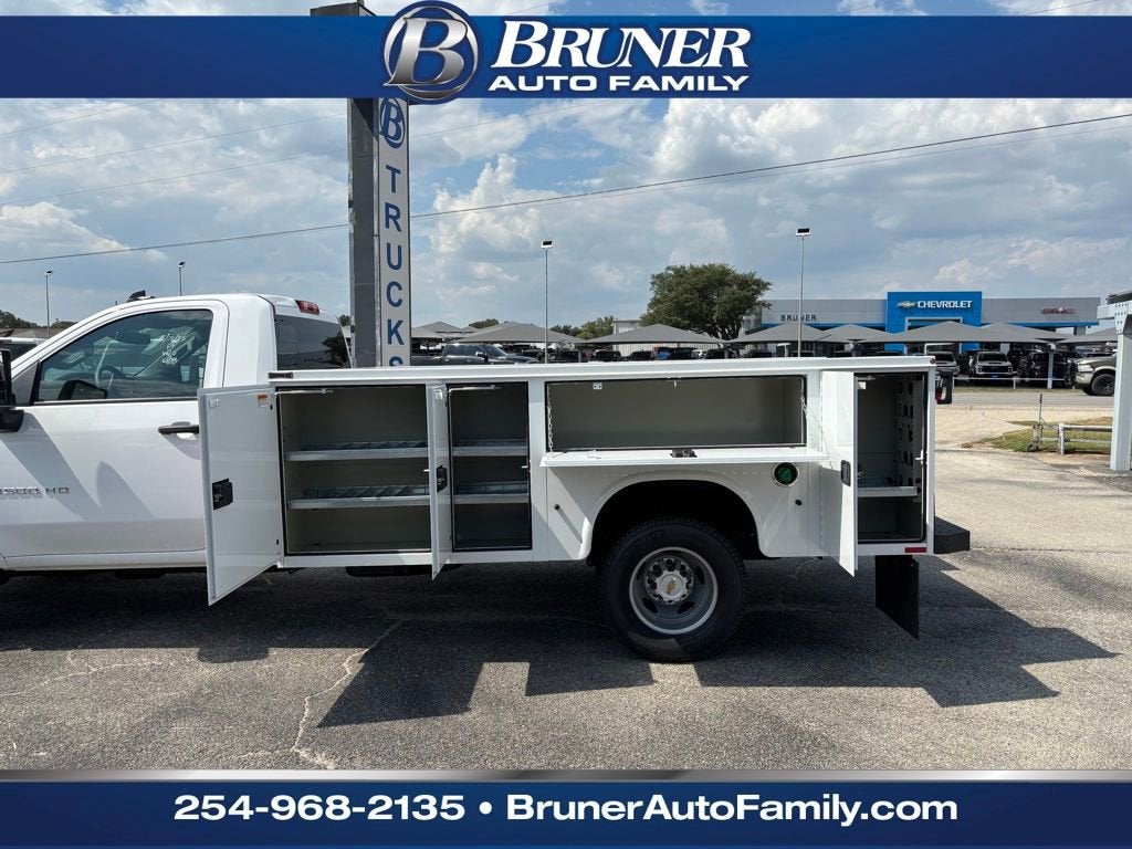 2025 Chevrolet Silverado 3500 HD Chassis Cab Work Truck