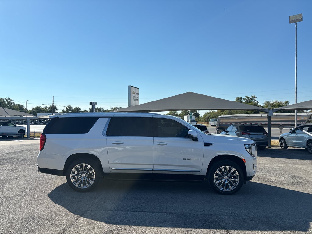 2024 GMC Yukon XL Denali
