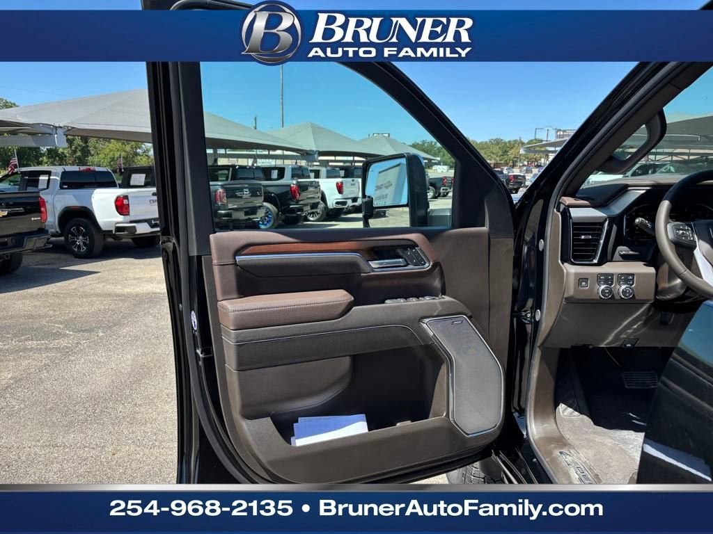 2025 GMC Sierra 2500 HD Denali