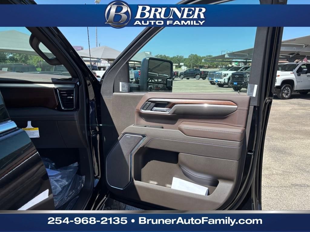 2025 GMC Sierra 2500 HD Denali