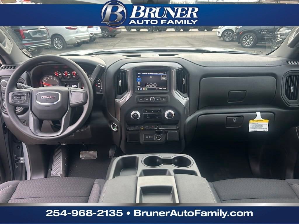 2025 GMC Sierra 1500 Pro