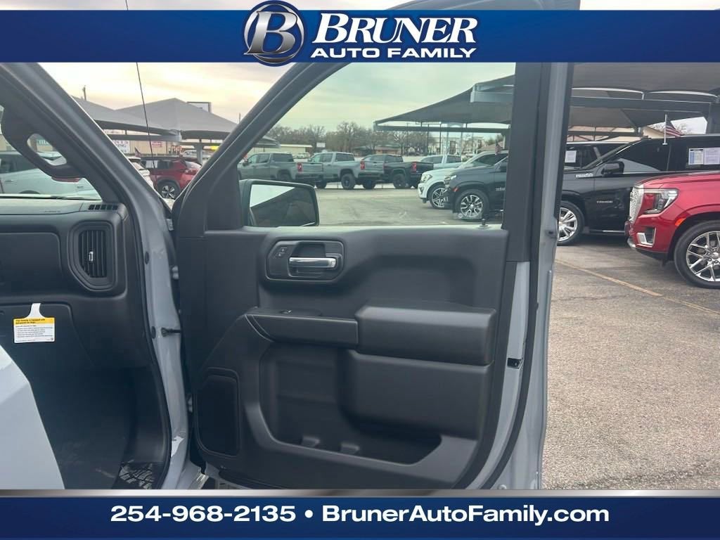 2025 GMC Sierra 1500 Pro