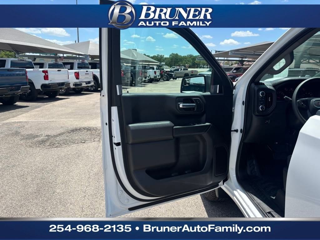 2025 GMC Sierra 1500 Pro