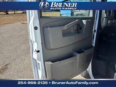 2025 Chevrolet Express Cutaway 3500 1WT