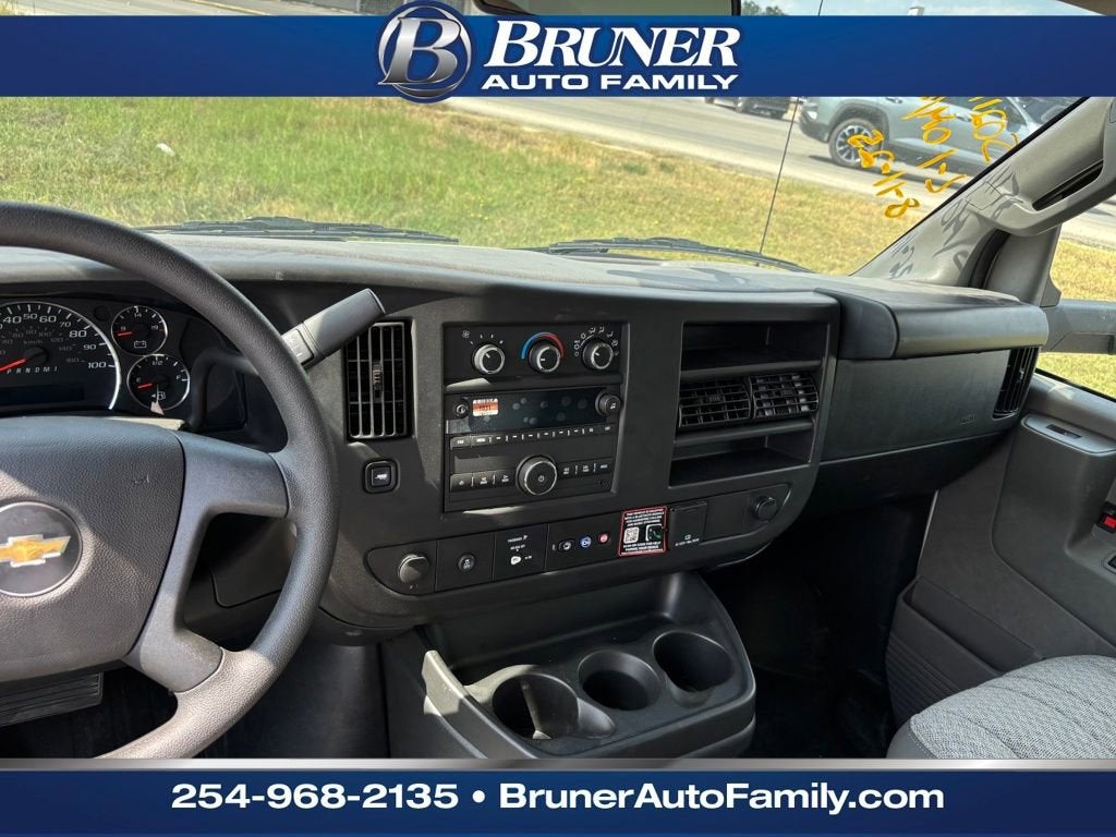 2025 Chevrolet Express Cutaway 4500 2WT