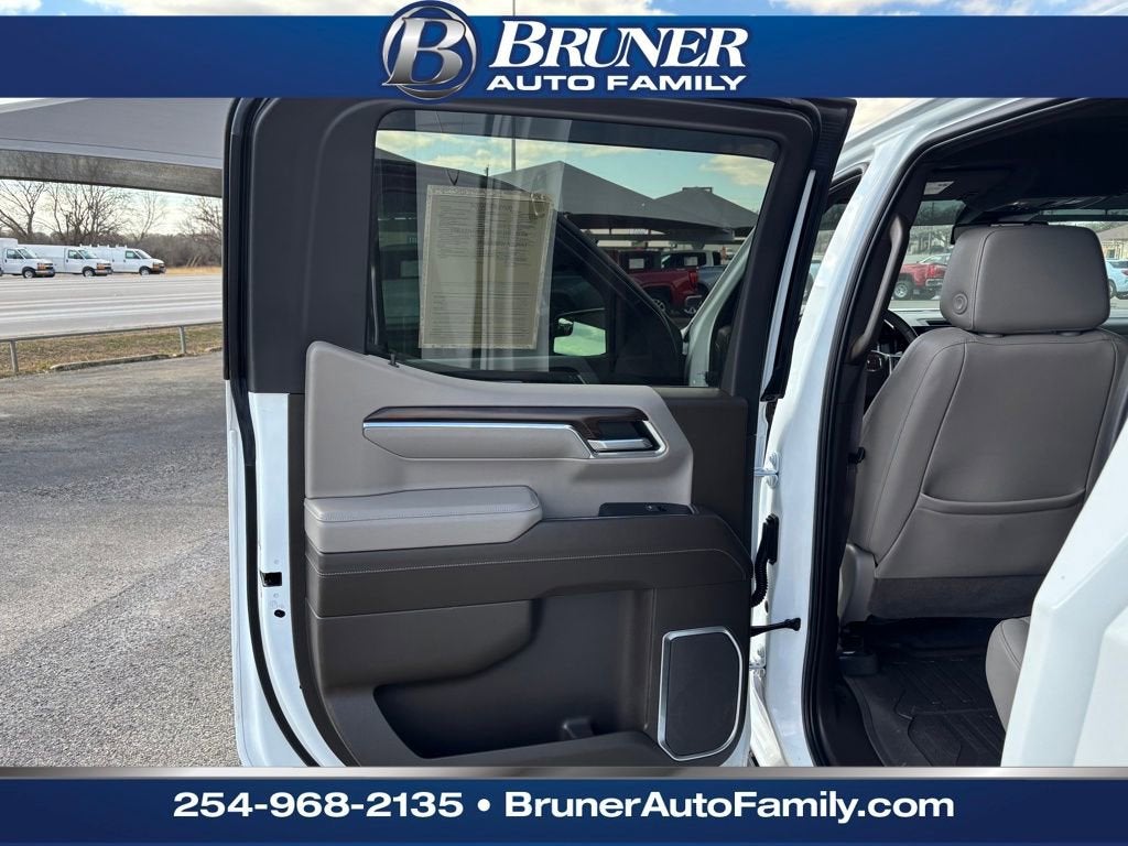 2023 GMC Sierra 1500 SLT