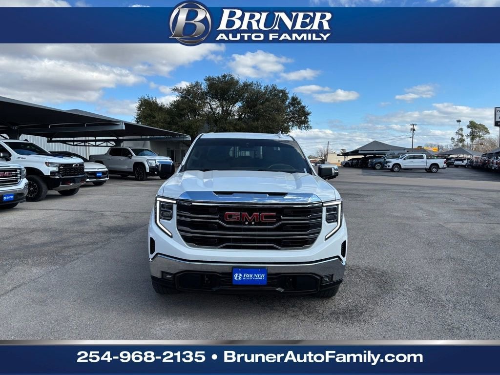 2023 GMC Sierra 1500 SLT