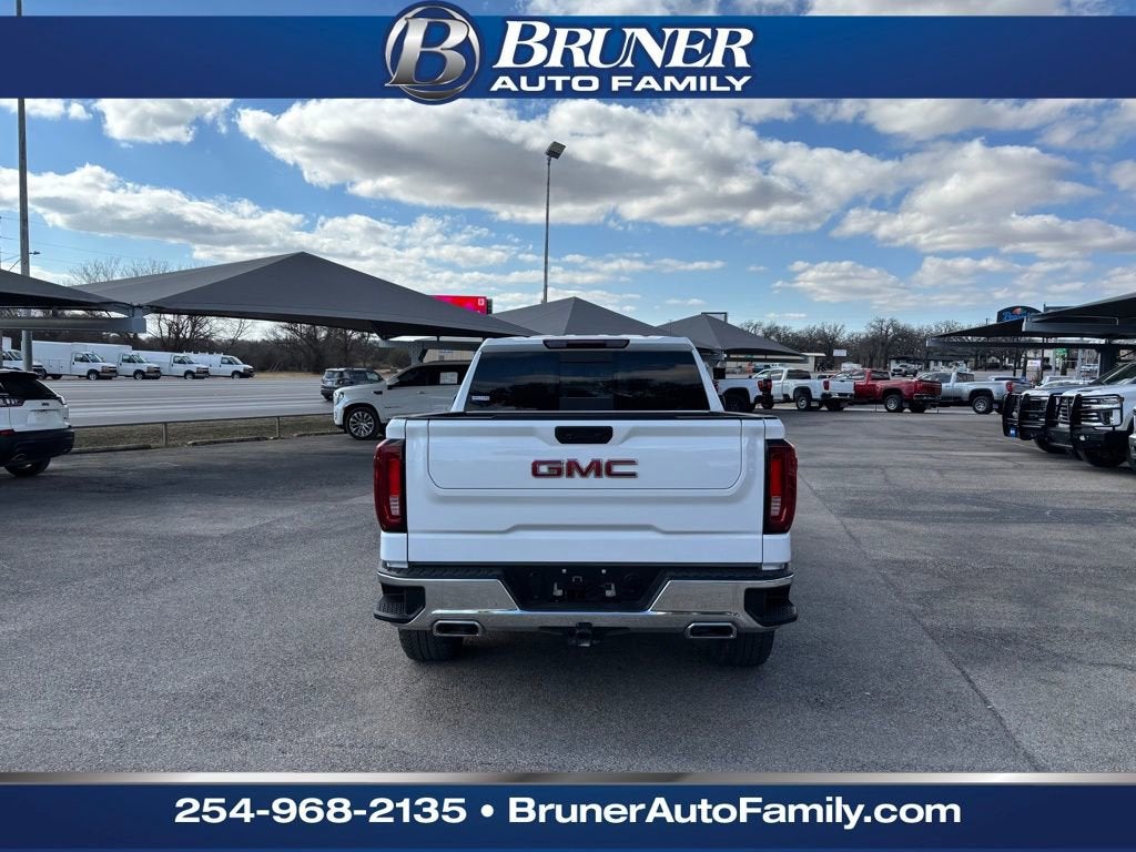 2023 GMC Sierra 1500 SLT