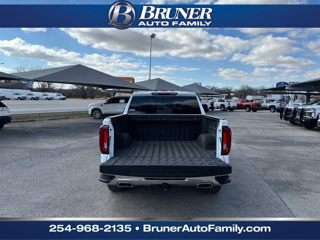 2023 GMC Sierra 1500 SLT