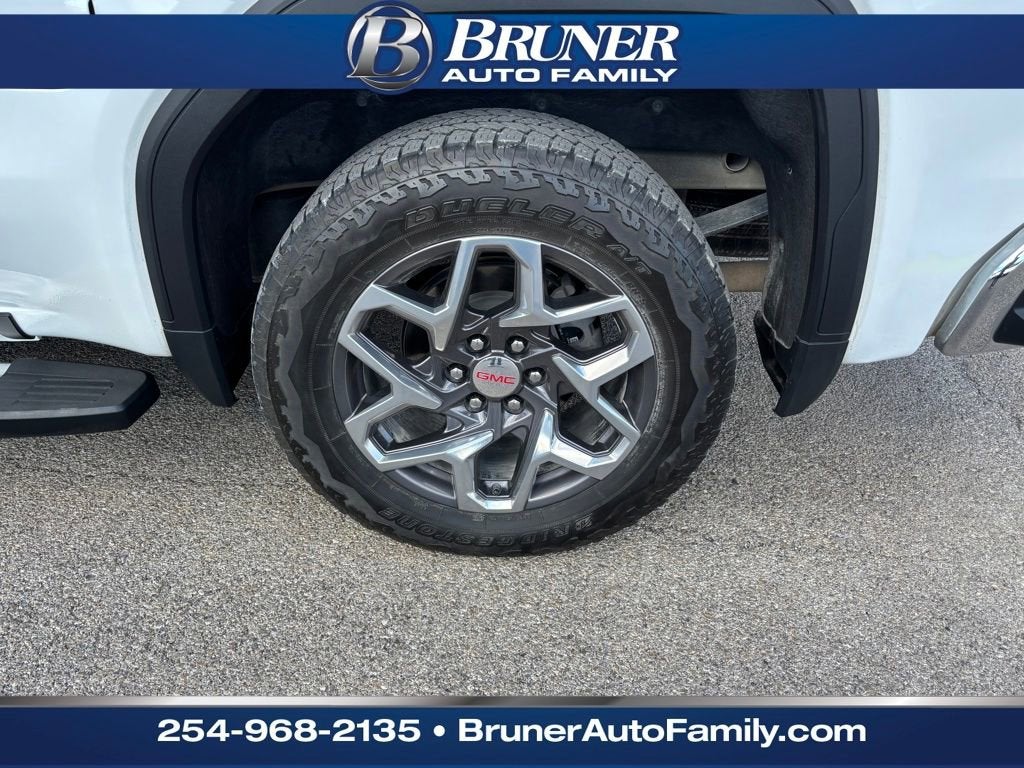 2023 GMC Sierra 1500 SLT