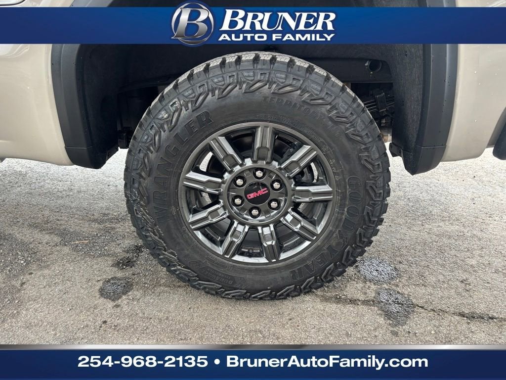 2026 GMC Sierra 1500 AT4X