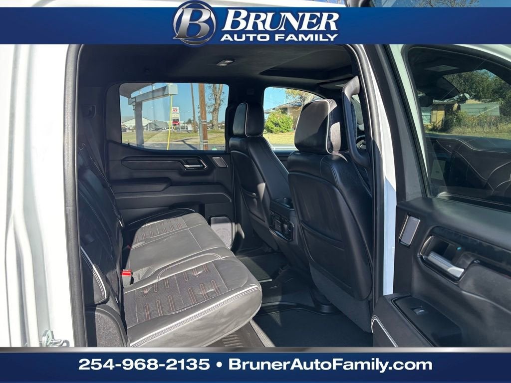 2023 GMC Sierra 1500 AT4X