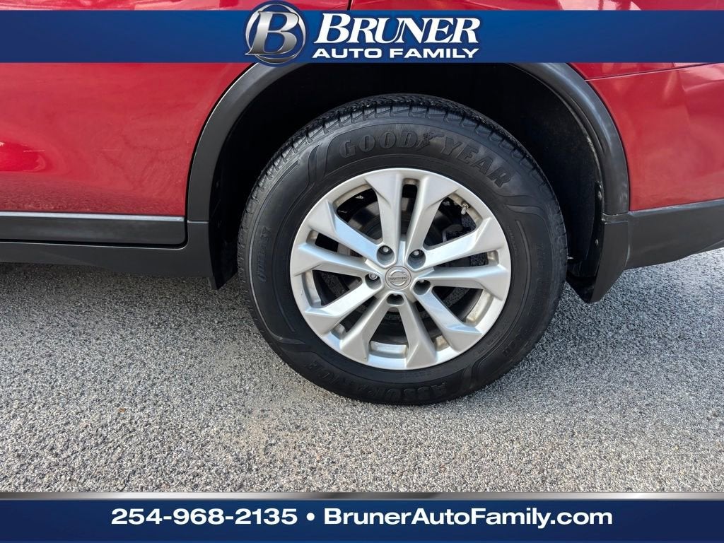 2016 Nissan Rogue SV