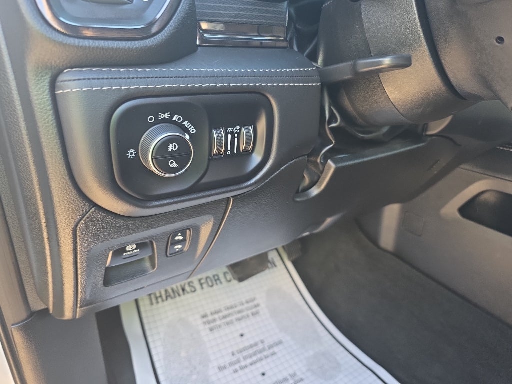 2024 RAM 1500 Limited Crew Cab 4x4 5'7" Box