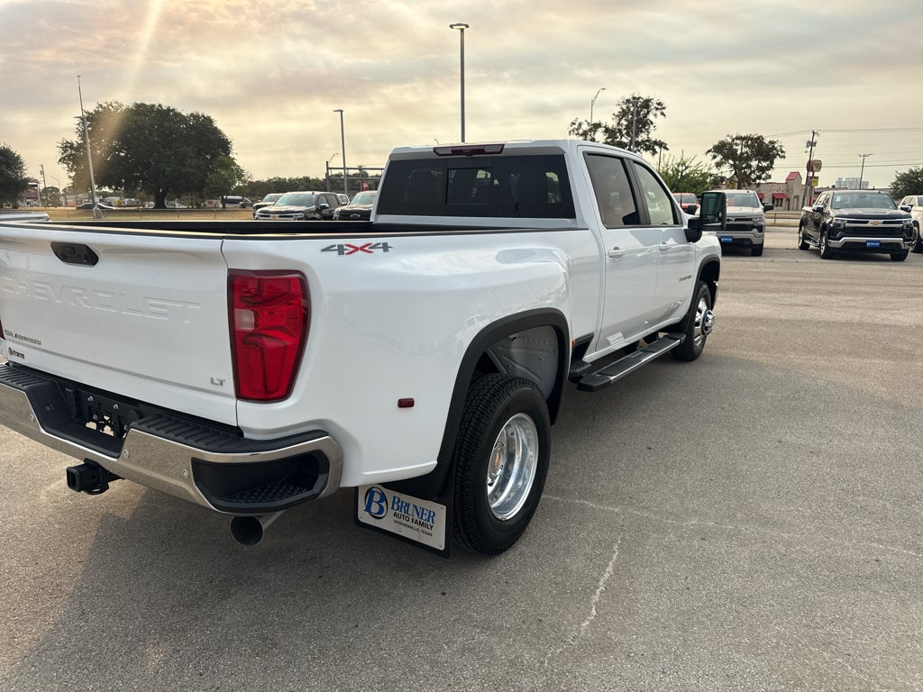 2026 Chevrolet Silverado 3500 HD LT DRW