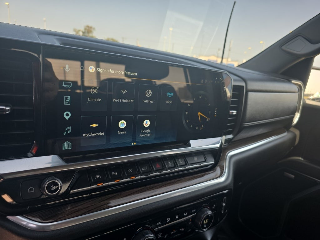 2025 Chevrolet Silverado 1500 RST