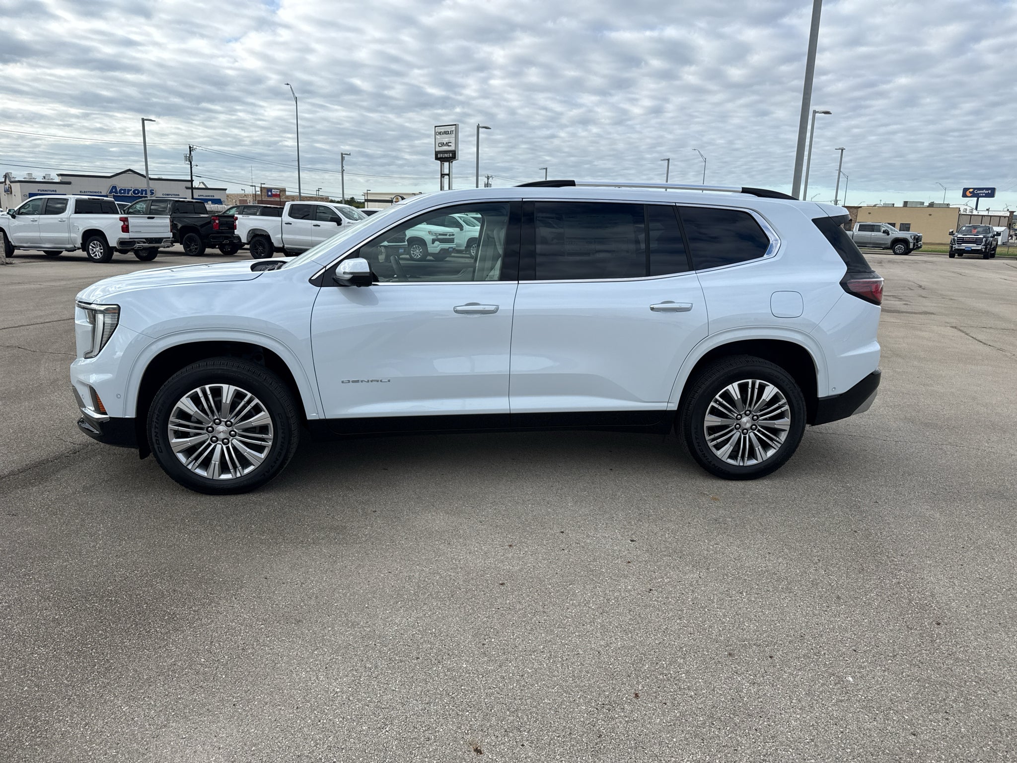 2027 GMC Acadia Denali