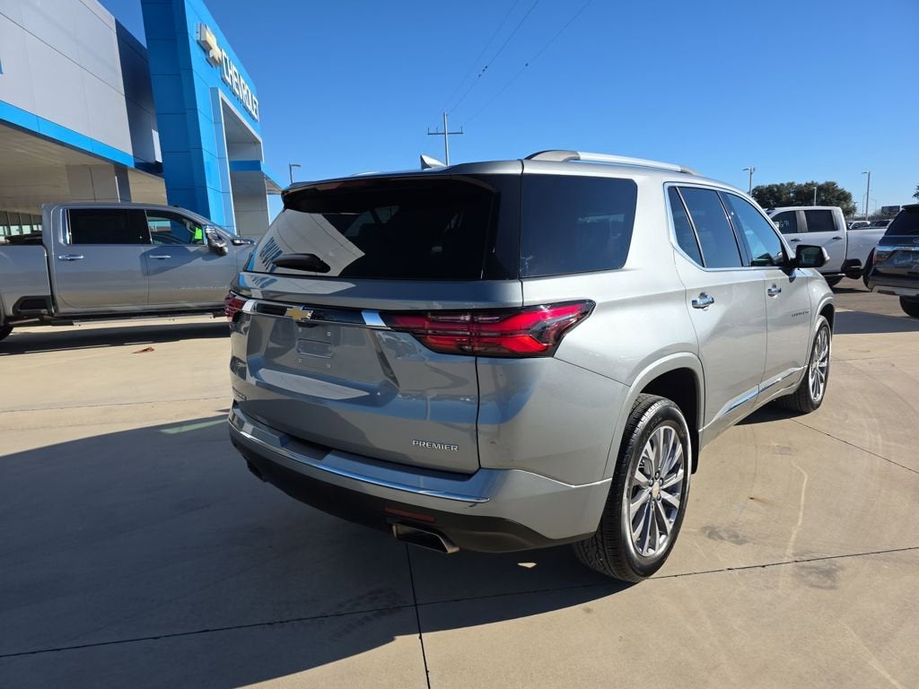 2023 Chevrolet Traverse Premier