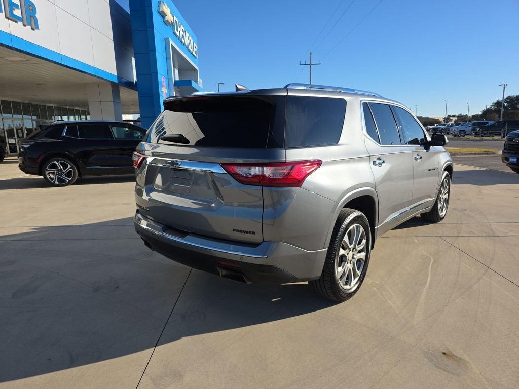 2021 Chevrolet Traverse Premier