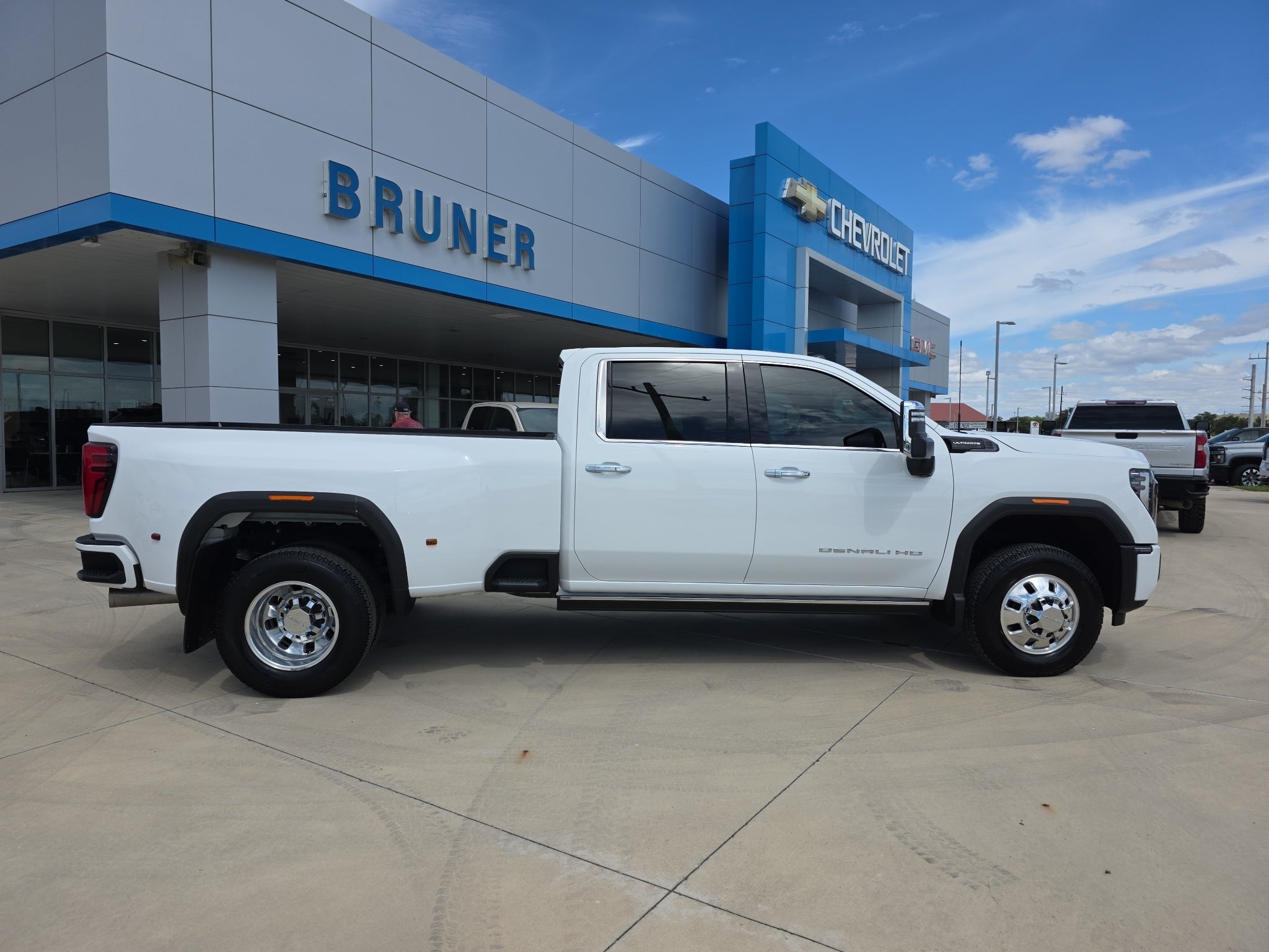 2024 GMC Sierra 3500 HD Denali Ultimate DRW