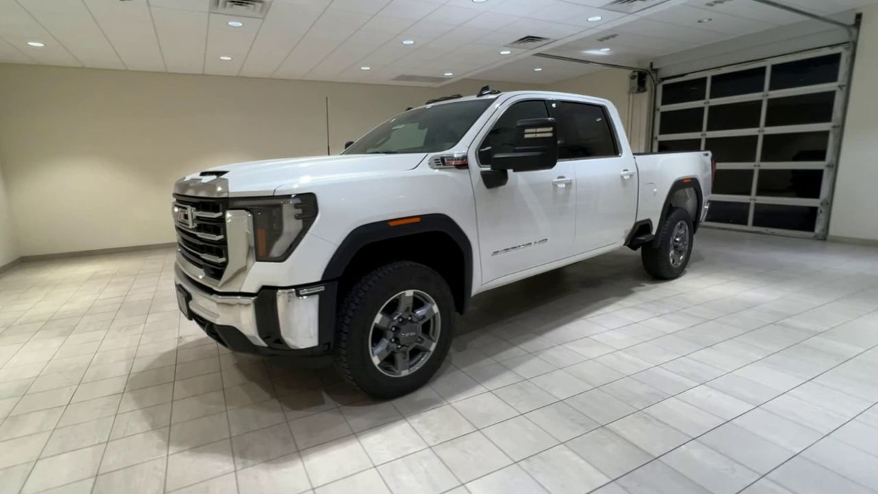 2026 GMC Sierra 2500 HD SLE