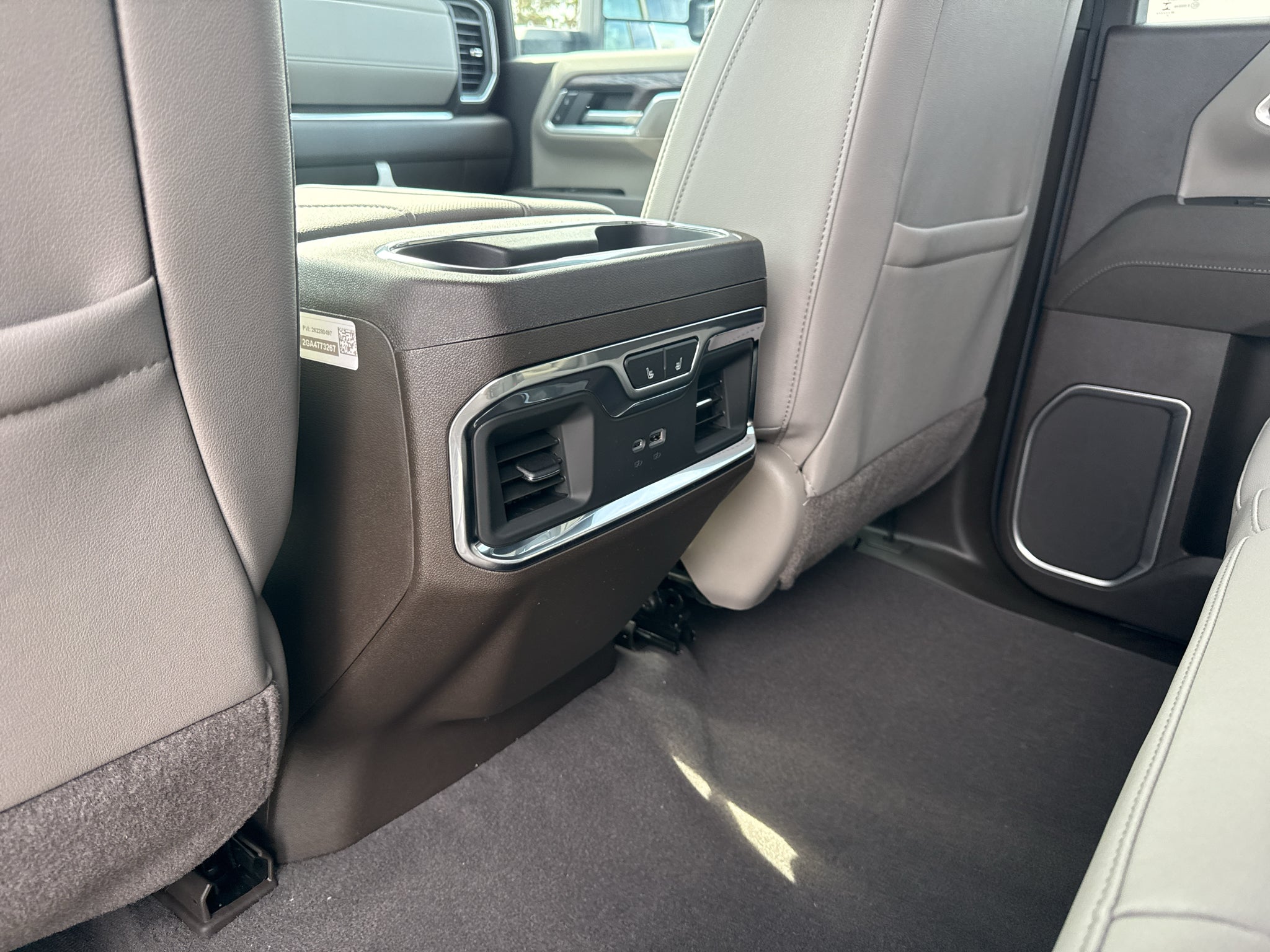 2026 GMC Sierra 3500 HD SLT DRW